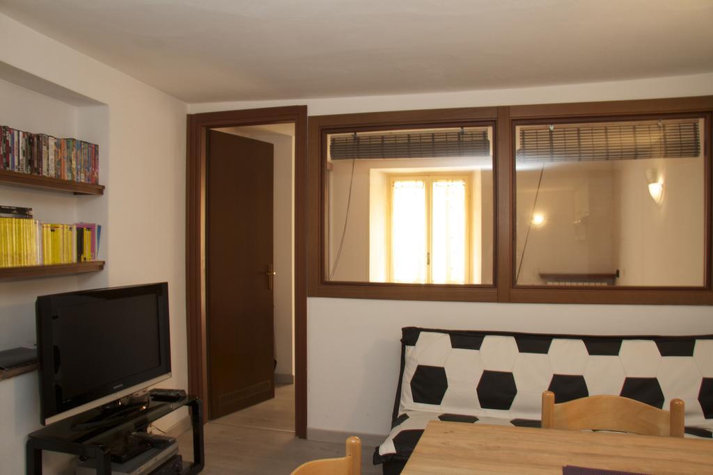 Apartment Via Sant'Alessandro Bergamo Pokój zdjęcie